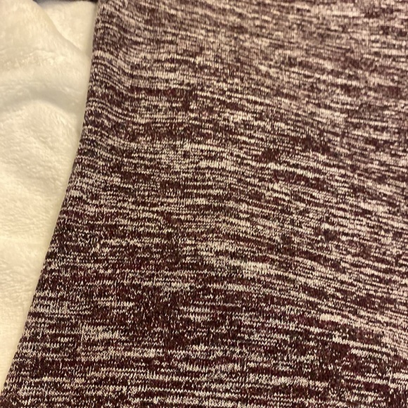 purple top with cut out shoulders .. light material - Picture 2 of 2